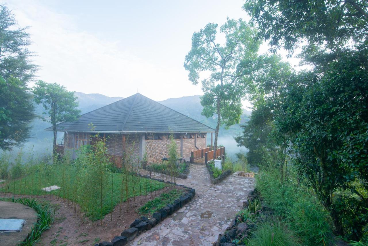 Gorilla Leisure Lodge Kisoro Exterior photo